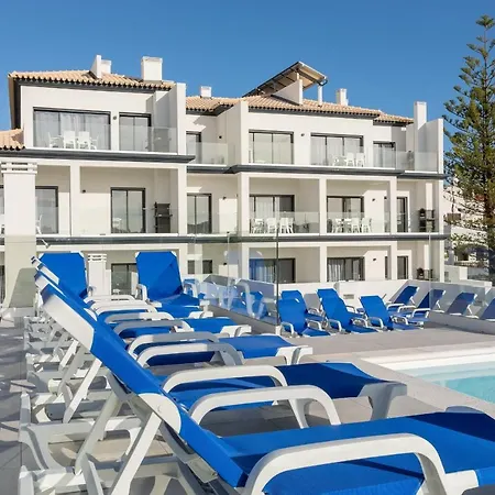 Correeira Luxury Residence T2 I - Albufeira, Pools, Wifi, Bbq, Beach شقة البوفيرا