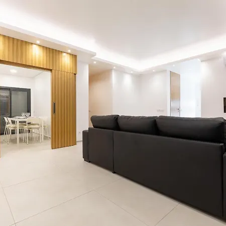 Correeira Luxury Residence T2 I - Albufeira, Pools, Wifi, Bbq, Beach Apartment Albufeira